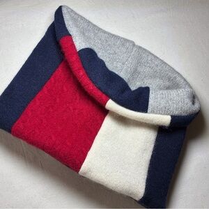 Cashmere Gender Neutral Neck Muff